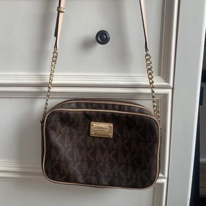 Michael Kors Crossbody Bag